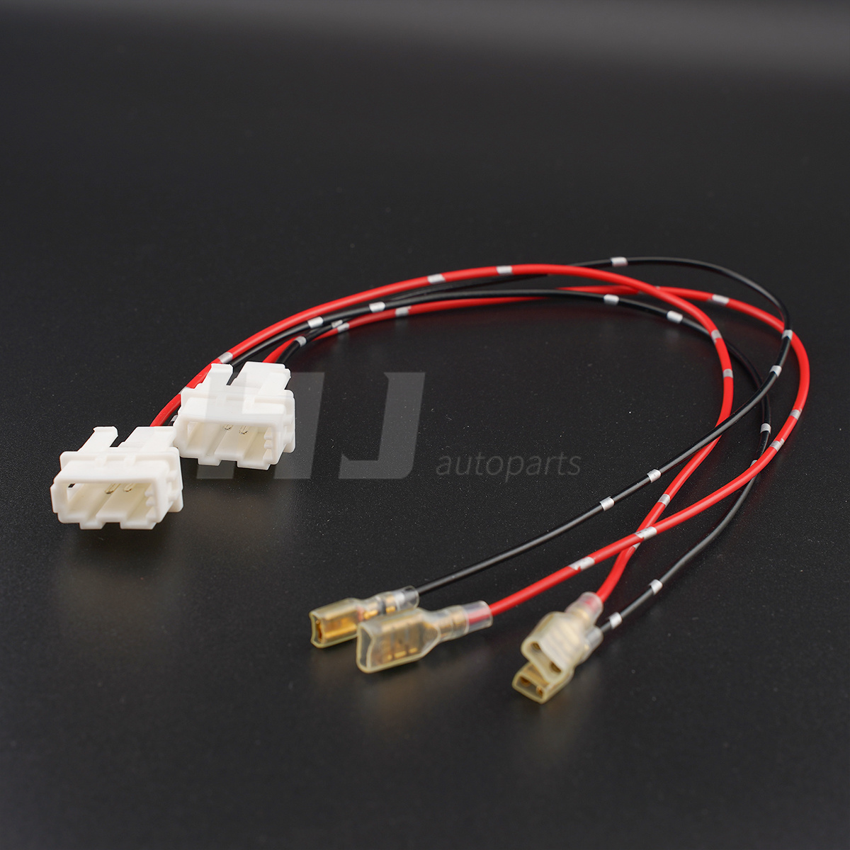 قطعتان من كابلات وموصلات سماعا - مراجعة Audio Jumper Wire وسعره